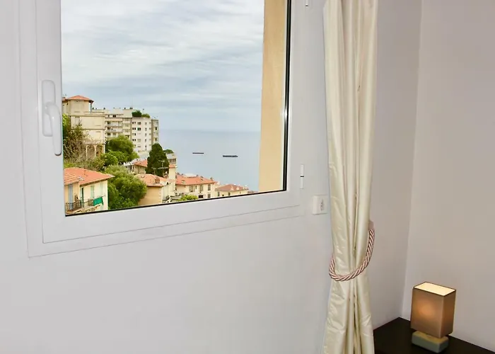 Monaco Sea View Modern One Bedroom Riviera *